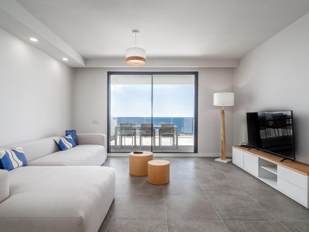 Blue Suite 2389 Sea Views Манільва Екстер'єр фото