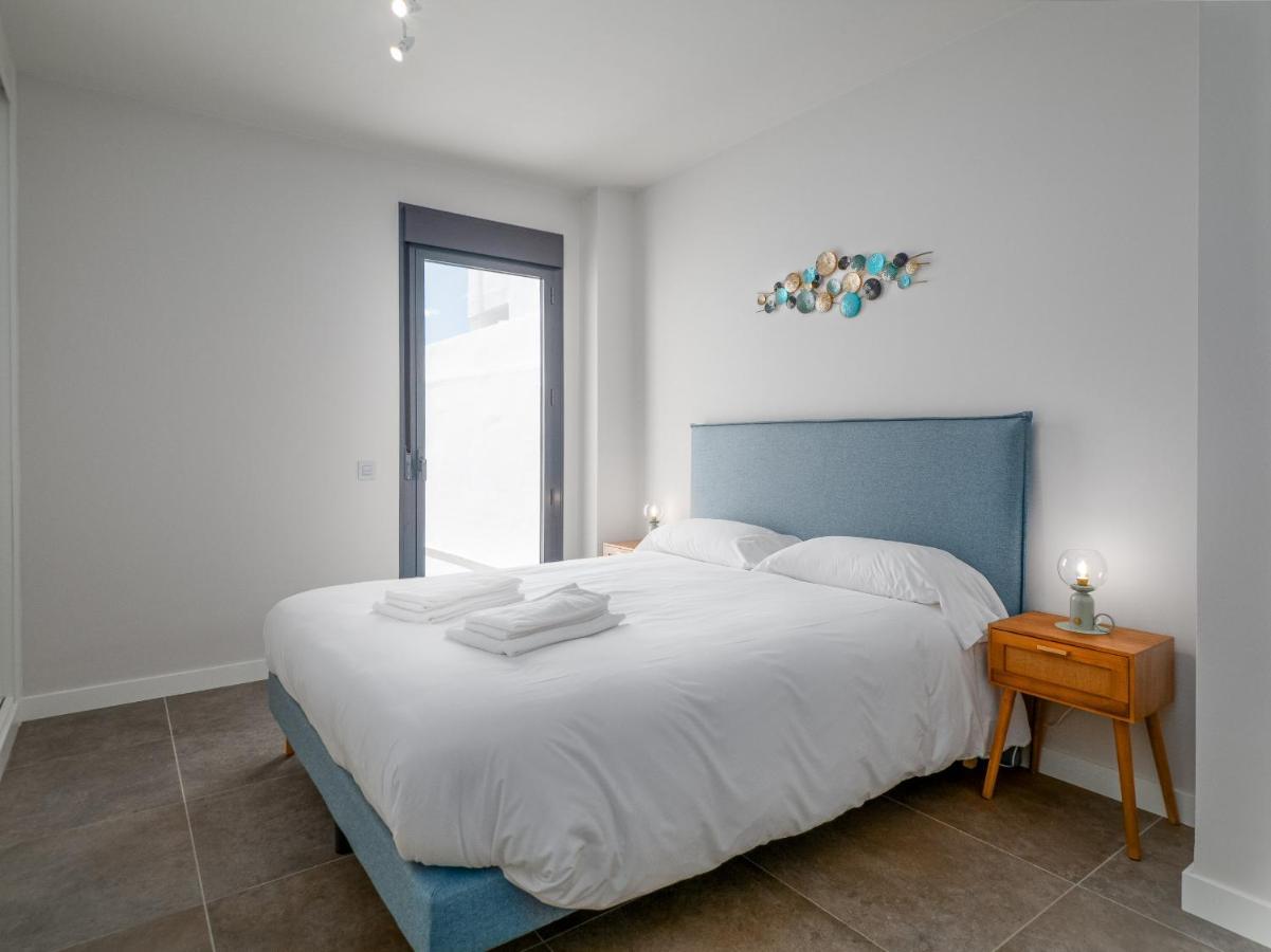 Blue Suite 2389 Sea Views Манільва Екстер'єр фото